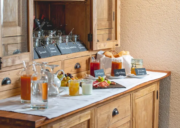 Restaurant Martha מלון